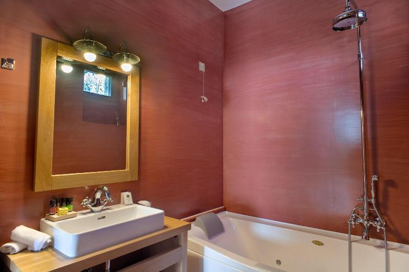 Haones Suites Ioannina Exterior photo