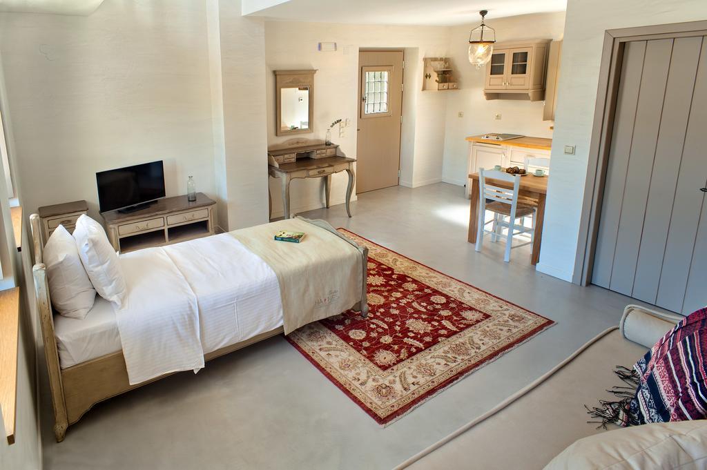 Haones Suites Ioannina Room photo
